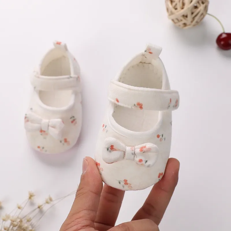 Lý do các thương hiệu và loại giày này được các mẹ bỉm sữa tin dùng