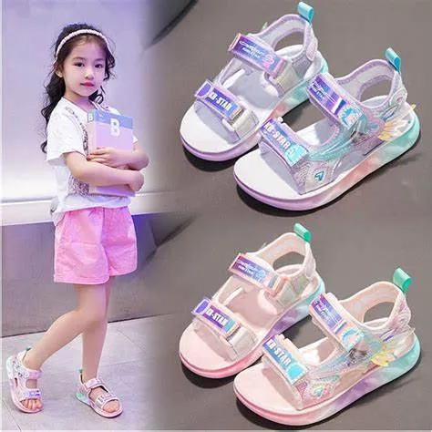 Lưu ý quan trọng khi chọn dép sandal dễ thương cho bé gái