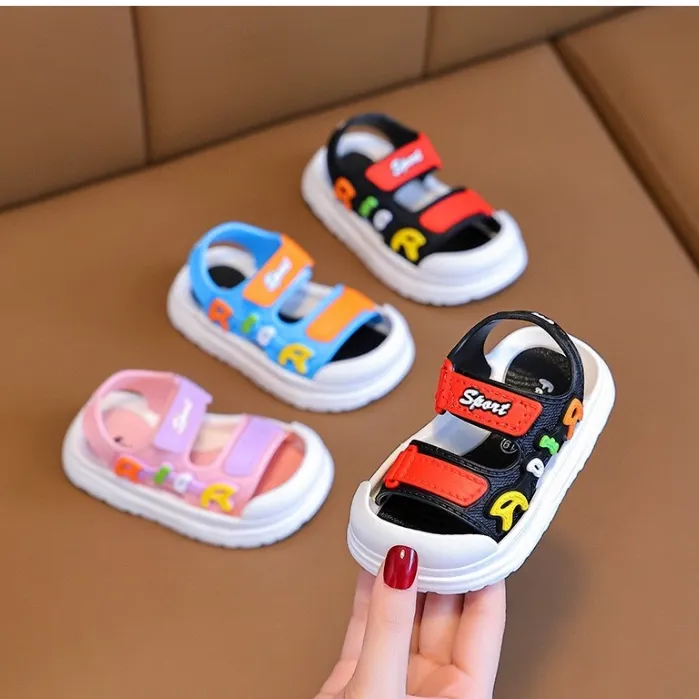 Tại sao sandal là lựa chọn tuyệt vời cho trẻ vào mùa hè?